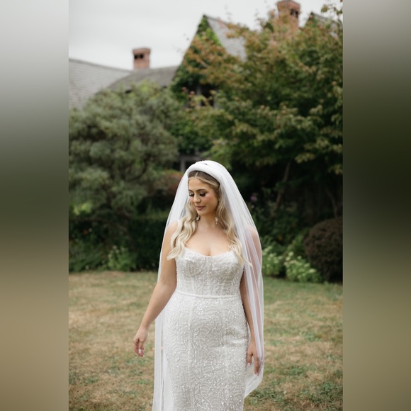 Pallas Couture Monte Carlo wedding dress - Picture 2 of 8